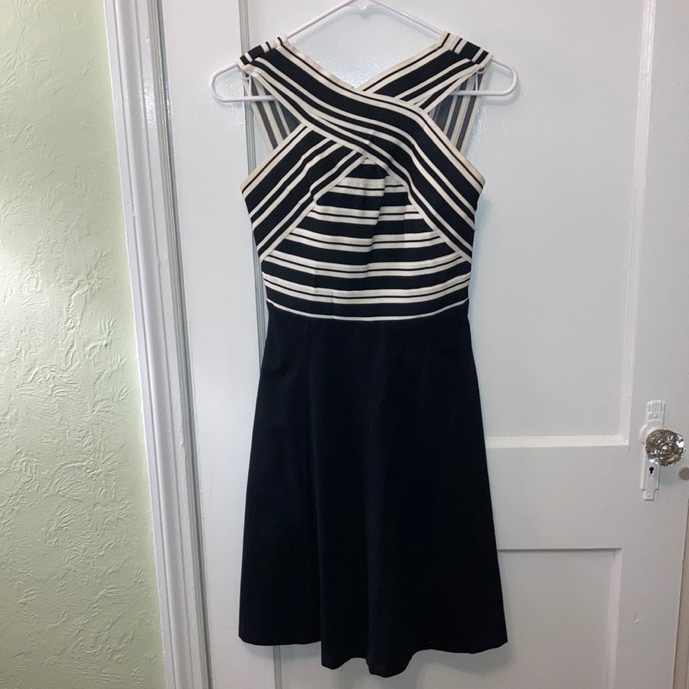 Maeve Anthropologie 0 B&W Bandage Top Dress with Pockets